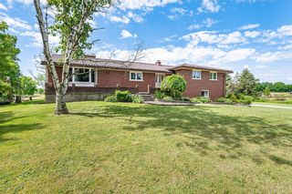 Photo 1: 1291 OLD #8 Highway in Flamborough: House for sale : MLS®# H4138006