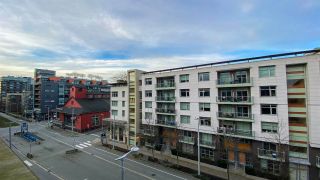 Photo 14: 615 38 W 1ST Avenue in Vancouver: False Creek Condo for sale in "The One" (Vancouver West)  : MLS®# R2527576