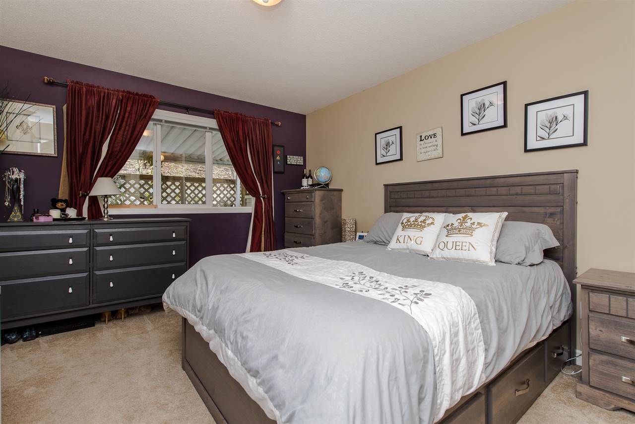 Photo 7: Photos: 103 46360 VALLEYVIEW Road in Sardis: Promontory Townhouse for sale in "CENTRE ROCK" : MLS®# R2258323