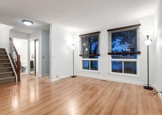 Photo 3: 47 ERIN PARK Bay SE in Calgary: Erin Woods Detached for sale : MLS®# A1229864