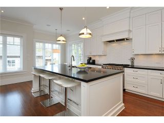 Photo 5: 2479 W 47TH Avenue in Vancouver: Kerrisdale House for sale in "KERRISDALE" (Vancouver West)  : MLS®# V942222