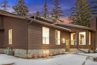 Photo 1: 24 336 Rundlehill Drive NE in Calgary: Rundle Row/Townhouse for sale : MLS®# A2033233