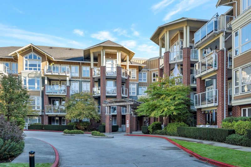 FEATURED LISTING: 405 - 14 ROYAL Avenue East New Westminster