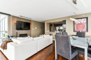 Photo 10: 1902 1228 MARINASIDE Crescent in Vancouver: Yaletown Condo for sale in "Crestmark II" (Vancouver West)  : MLS®# R2582919