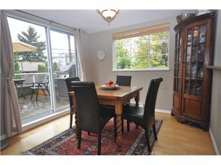 Photo 3: 9 249 E 4TH Street in North Vancouver: Lower Lonsdale Condo for sale : MLS®# V947028