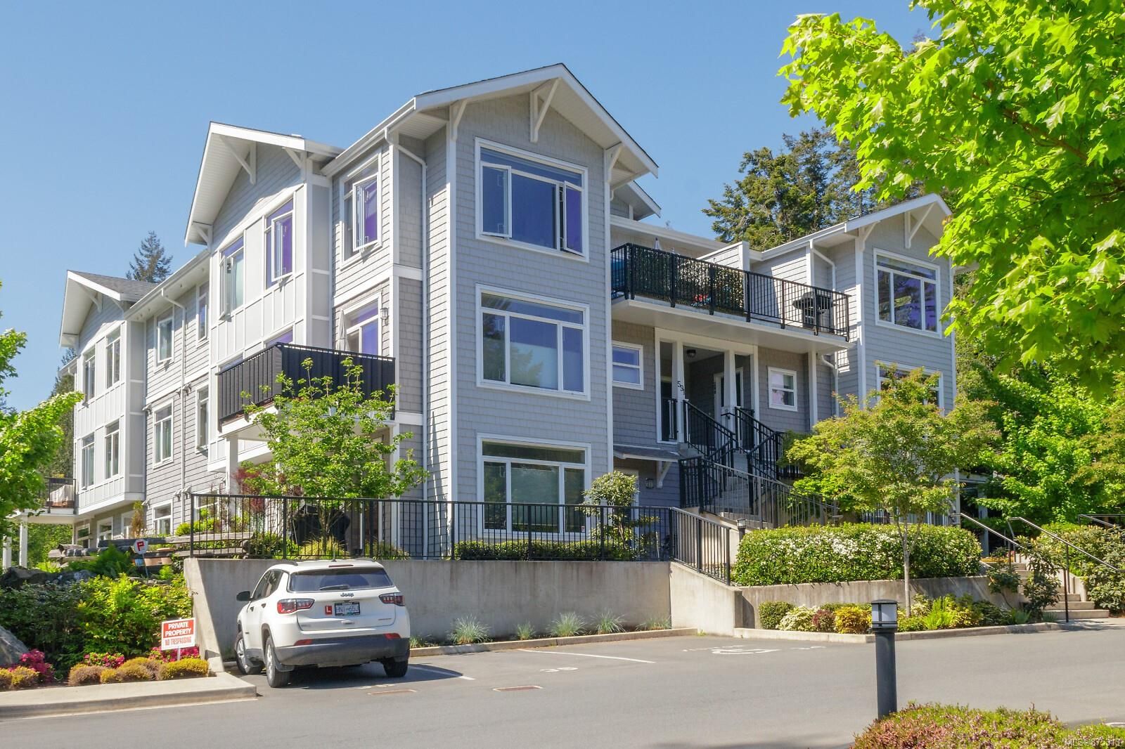 Main Photo: 300 591 Latoria Rd in Colwood: Co Olympic View Condo for sale : MLS®# 875313