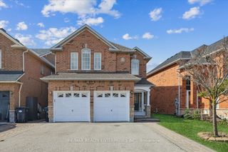 Photo 1: 5372 Hollypoint Avenue in Mississauga: East Credit House (2-Storey) for sale : MLS®# W8165836