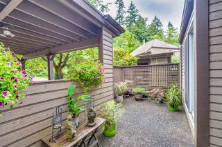 Photo 5: 8122 FOREST GROVE Drive in Burnaby: Forest Hills BN Townhouse for sale in "THE HENLEY ESTATES" (Burnaby North)  : MLS®# R2288283