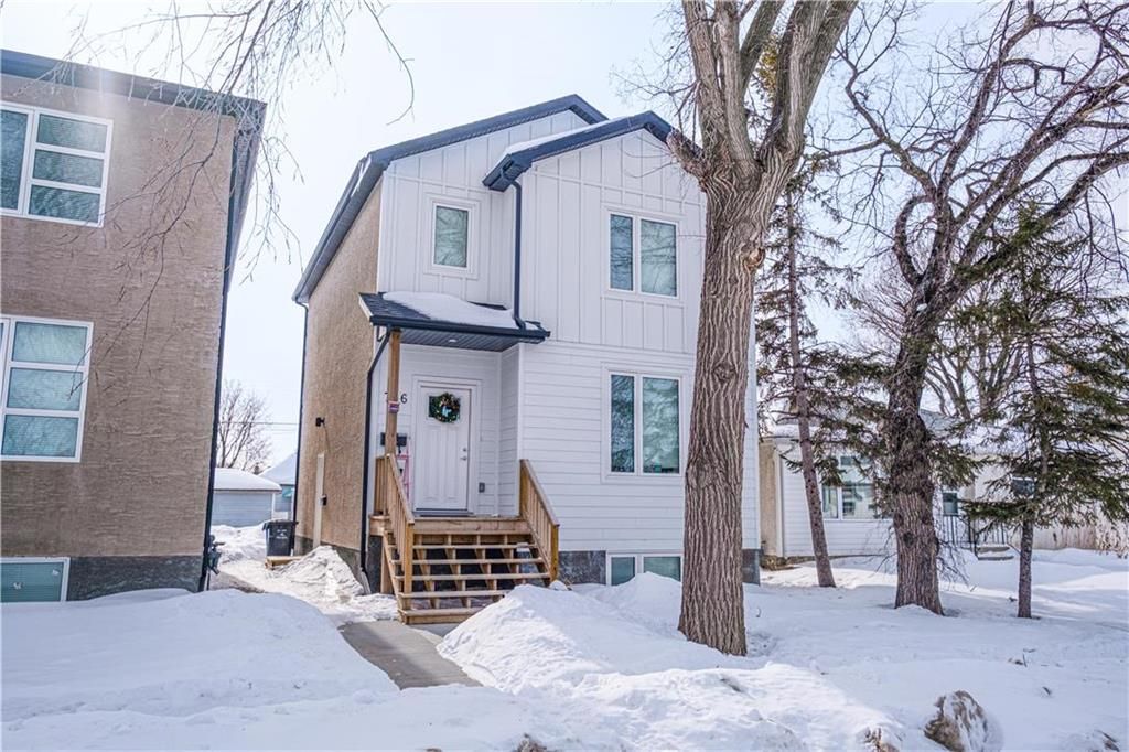 Main Photo: 746 Prince Rupert Avenue in Winnipeg: East Kildonan Residential for sale (3B)  : MLS®# 202304690