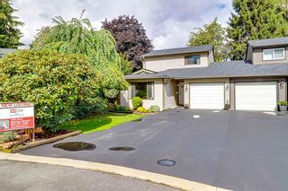 Photo 2: 1057 LOMBARDY Drive in Port Coquitlam: Lincoln Park PQ 1/2 Duplex for sale in "LINCOLN PARK" : MLS®# R2305959