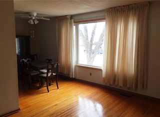 Photo 3: 377 Hillary Crescent in Winnipeg: Crestview Residential for sale (5H)  : MLS®# 202026478