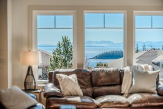 Photo 8: 6388 PICADILLY Place in Sechelt: Sechelt District House for sale (Sunshine Coast)  : MLS®# R2862153
