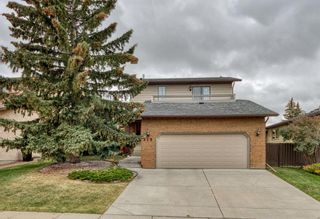 Photo 1: 319 Berkshire Place NW in Calgary: Beddington Heights Detached for sale : MLS®# A2006285