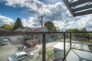 Photo 15: 301 315 TENTH Street in New Westminster: Uptown NW Condo for sale in "SPRINBOK COURT" : MLS®# R2691563