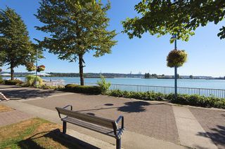 Photo 2: 412 1150 QUAYSIDE DRIVE in New Westminster: Quay Condo for sale : MLS®# R2202001