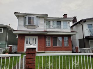 Photo 1: 2830 E 18TH Avenue in Vancouver: Renfrew Heights House for sale (Vancouver East)  : MLS®# R2639796