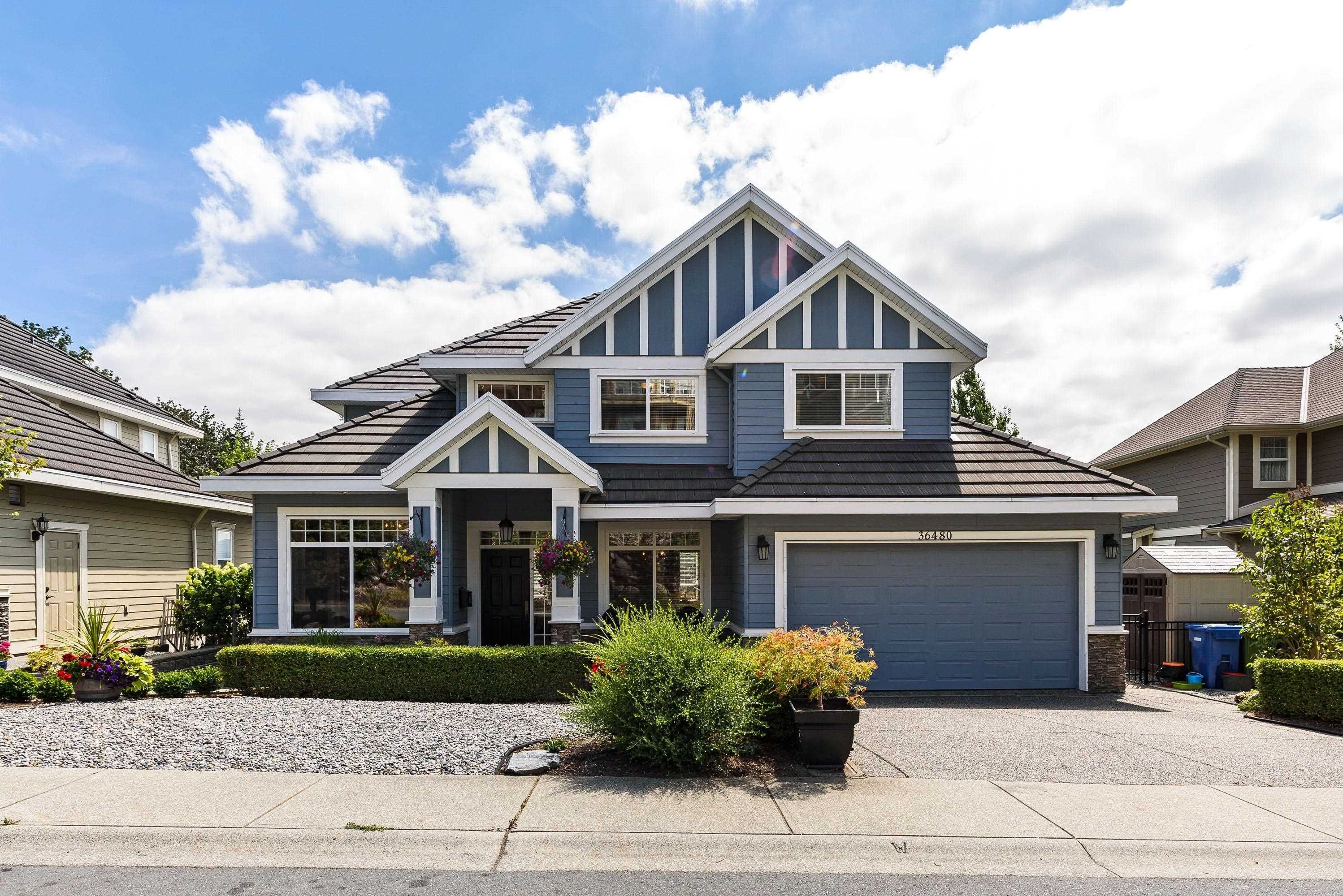 Main Photo: 36480 CARDIFF PLACE in Abbotsford: Abbotsford East House for sale : MLS®# R2714207