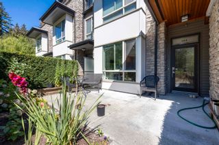 Photo 4: 104 7418 BYRNEPARK Walk in Burnaby: South Slope Townhouse for sale (Burnaby South)  : MLS®# R2721270