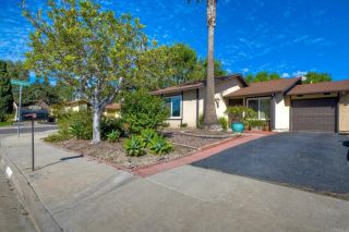 Main Photo: Townhouse for rent : 2 bedrooms : 4524 Royal Oak in Oceanside
