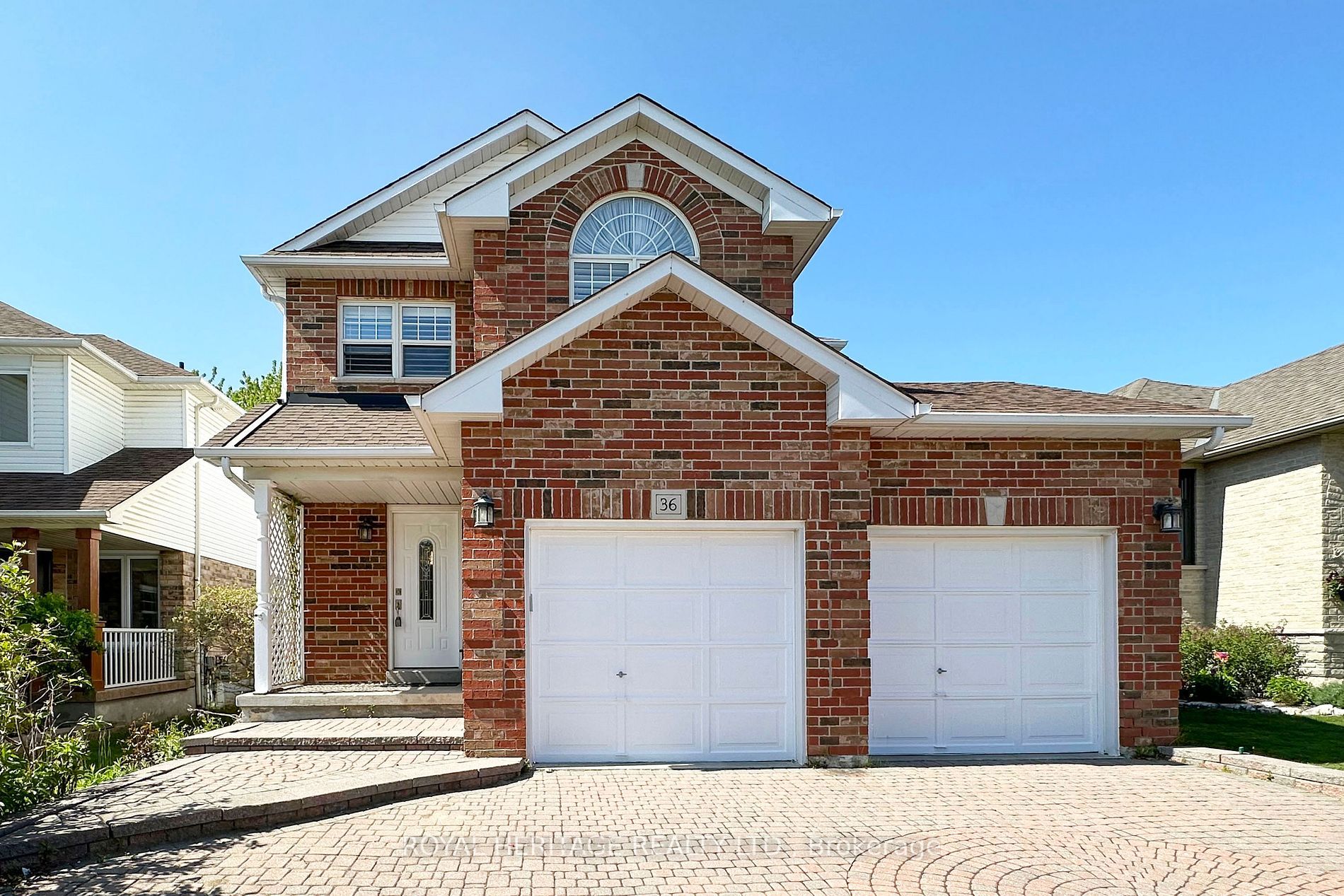 Main Photo: 36 Wade Square in Clarington: Courtice House (2-Storey) for sale : MLS®# E6050060