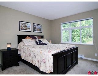 Photo 8: 6 20120 68TH Avenue in Langley: Willoughby Heights Townhouse for sale in "The Oaks" : MLS®# F2822577