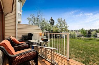Photo 11: 72 Prominence View SW in Calgary: Patterson Row/Townhouse for sale : MLS®# A2050366