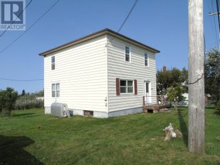 Photo 2: 186 Quigleys Line in Bell Island: House for sale : MLS®# 1263001