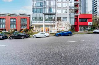 Photo 3: 2405 1211 MELVILLE Street in Vancouver: Coal Harbour Condo for sale (Vancouver West)  : MLS®# R2865167