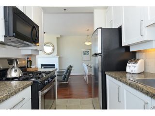 Photo 7: # 613 2655 CRANBERRY DR in Vancouver: Kitsilano Condo for sale (Vancouver West)  : MLS®# V1129601