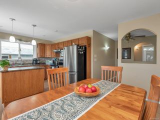 Photo 10: 1275 Mountain View Pl in CAMPBELL RIVER: CR Campbell River Central House for sale (Campbell River)  : MLS®# 844795