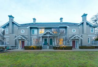 Photo 1: 68 2422 HAWTHORNE AVENUE in Port Coquitlam: Central Pt Coquitlam Townhouse for sale : MLS®# R2745328