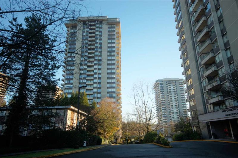 FEATURED LISTING: 204 - 3970 CARRIGAN Court Burnaby