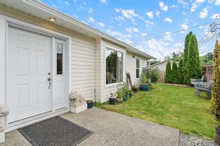 Photo 4: 73 7570 Tetayut Rd in Central Saanich: CS Hawthorne Manufactured Home for sale : MLS®# 843032