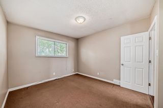 Photo 11: 6425 35 Avenue NW in Calgary: Bowness Semi Detached (Half Duplex) for sale : MLS®# A2145955