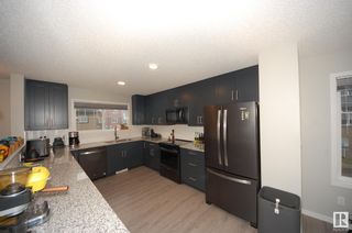 Photo 2: 102 3305 ORCHARDS Link SW in Edmonton: Zone 53 Townhouse for sale : MLS®# E4292355