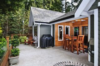 Photo 17: 1943 ROCKCLIFF Road in North_Vancouver: Deep Cove House for sale (North Vancouver)  : MLS®# V751043