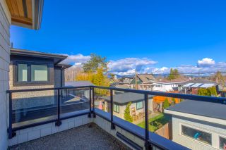 Photo 3: 4606 WINDSOR STREET in Vancouver: Fraser VE House for sale (Vancouver East)  : MLS®# R2553339