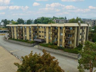 Photo 18: 110 555 DALGLEISH DRIVE in Kamloops: Sahali Apartment Unit for sale : MLS®# 177940