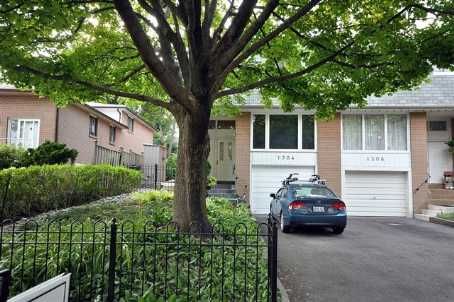 Main Photo: 1304 Playford Road in Mississauga: Clarkson House (2-Storey) for sale : MLS®# W2419694