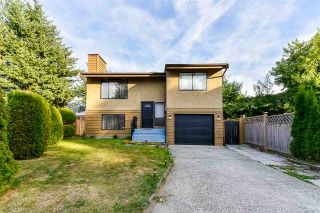 Photo 1: 12204 80B Avenue in Surrey: Queen Mary Park Surrey House for sale : MLS®# R2490197