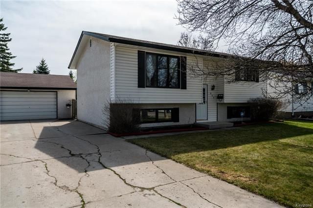 Main Photo: 605 Cathcart Street in Winnipeg: Charleswood Residential for sale (1G)  : MLS®# 1811653