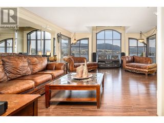 Photo 3: 7959 Tronson Road Bella Vista: Okanagan Shuswap Real Estate Listing: MLS®# 10301279