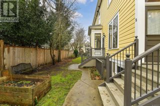 Photo 56: 737 Vancouver St in Victoria: House for sale : MLS®# 951627