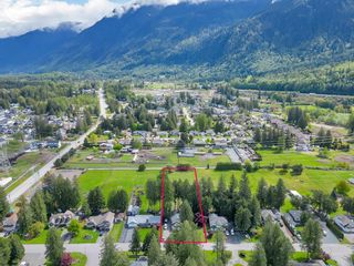 Photo 39: 10030 SUSSEX Drive in Rosedale: Chilliwack Proper East House for sale (Chilliwack)  : MLS®# R2872165