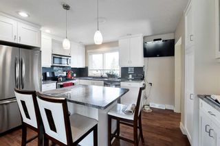 Photo 7: 3124 46 Street SW in Calgary: Glenbrook Detached for sale : MLS®# A2129562