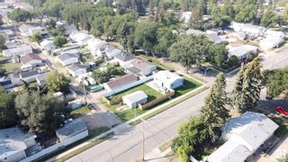 Photo 9: 12037 41 Street in Edmonton: Zone 23 House for sale : MLS®# E4319090