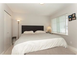 Photo 12: 113 19433 68 Avenue in Surrey: Clayton Townhouse for sale in "The Grove" (Cloverdale)  : MLS®# R2303599