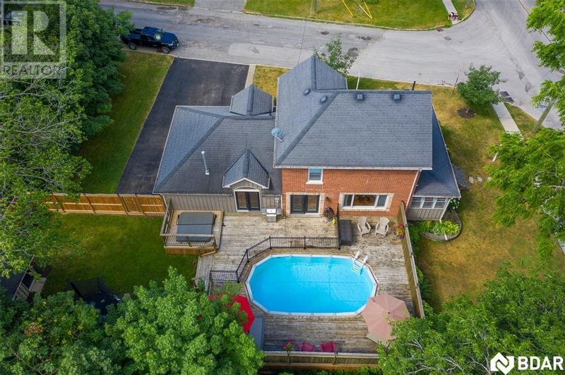 FEATURED LISTING:  Barrie