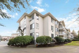 Photo 3: 205 33401 MAYFAIR Avenue in Abbotsford: Central Abbotsford Condo for sale in "Mayfair Gardens" : MLS®# R2860022