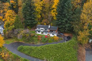 Main Photo: 35737 OLD YALE Road in Abbotsford: Abbotsford East House for sale : MLS®# R2851754